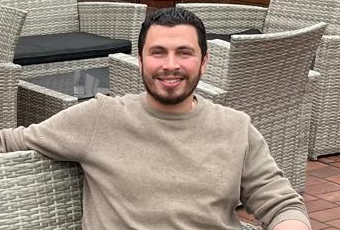 Thumbnail Herr Baase